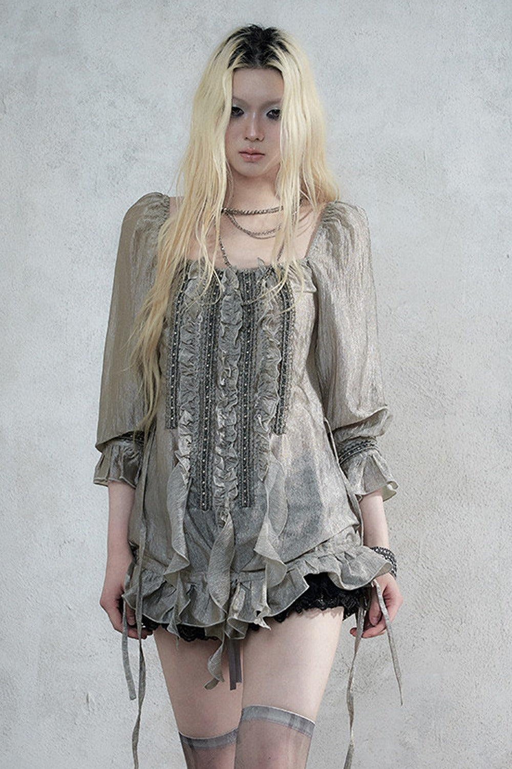 Ruffle Ribbon Puff Sleeve Blouse