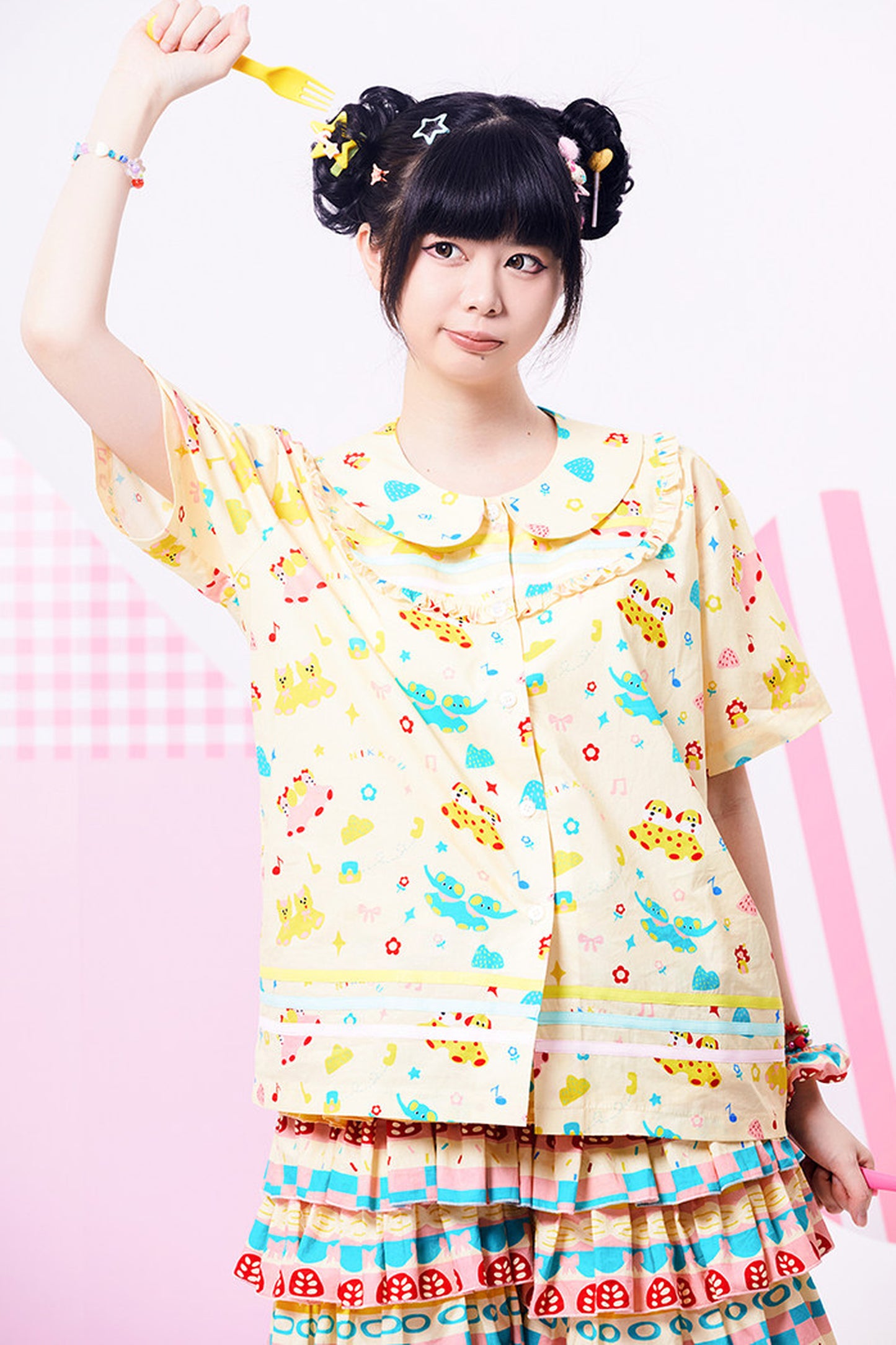 Original Three-Color Ribbon Print Blouse