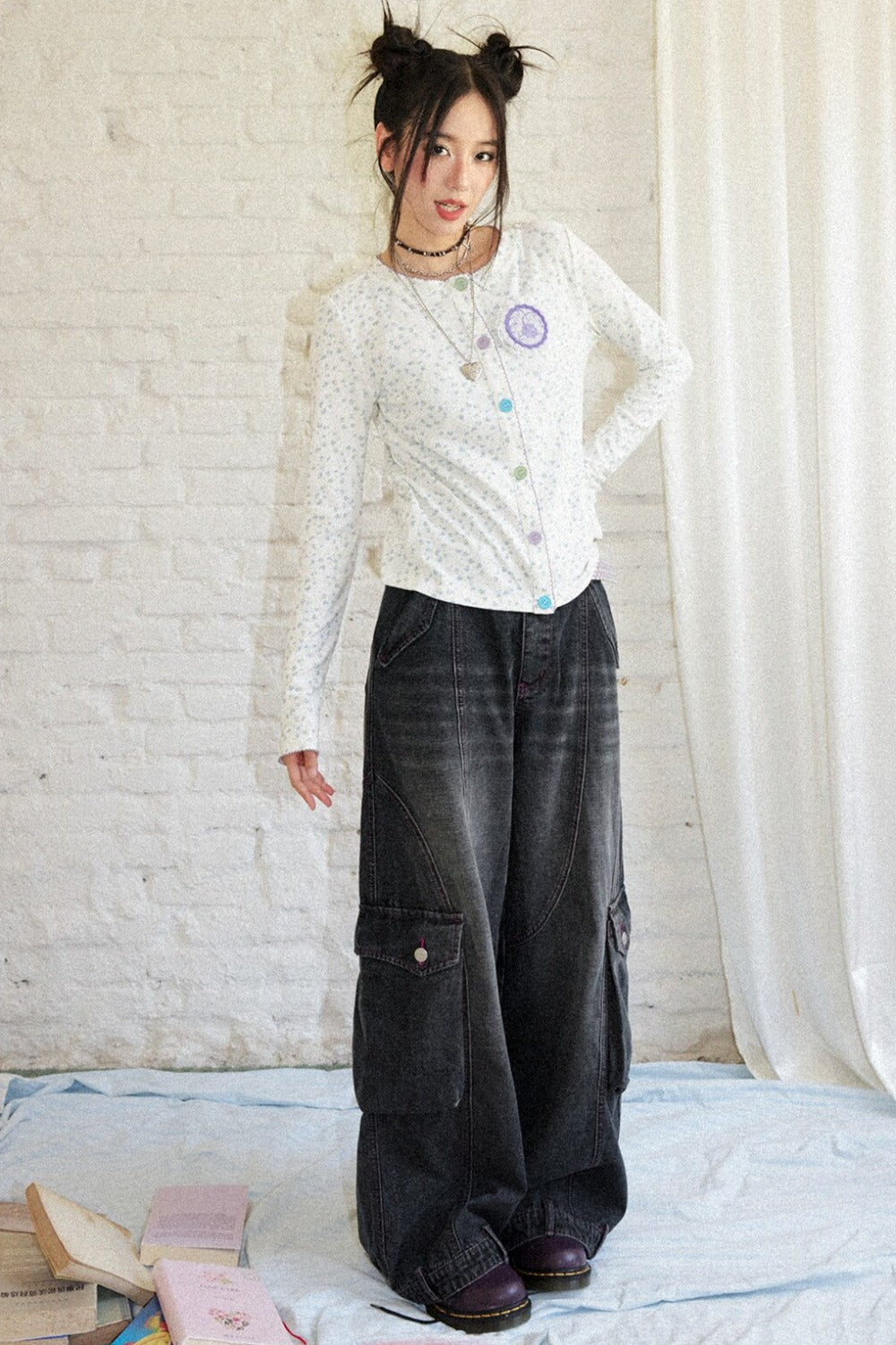 Vintage Wide-Leg Cargo Jeans