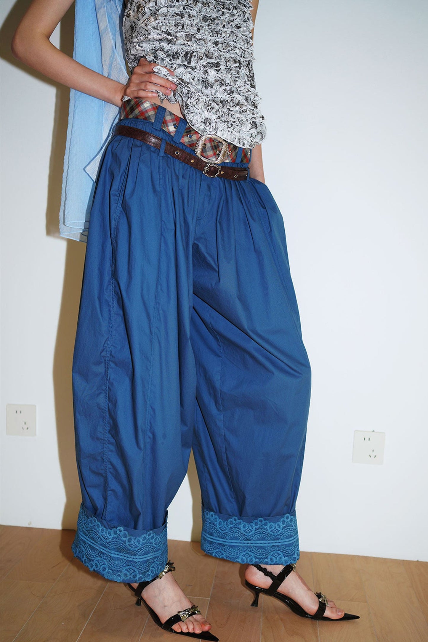 Retro Solid Color Balloon Pants