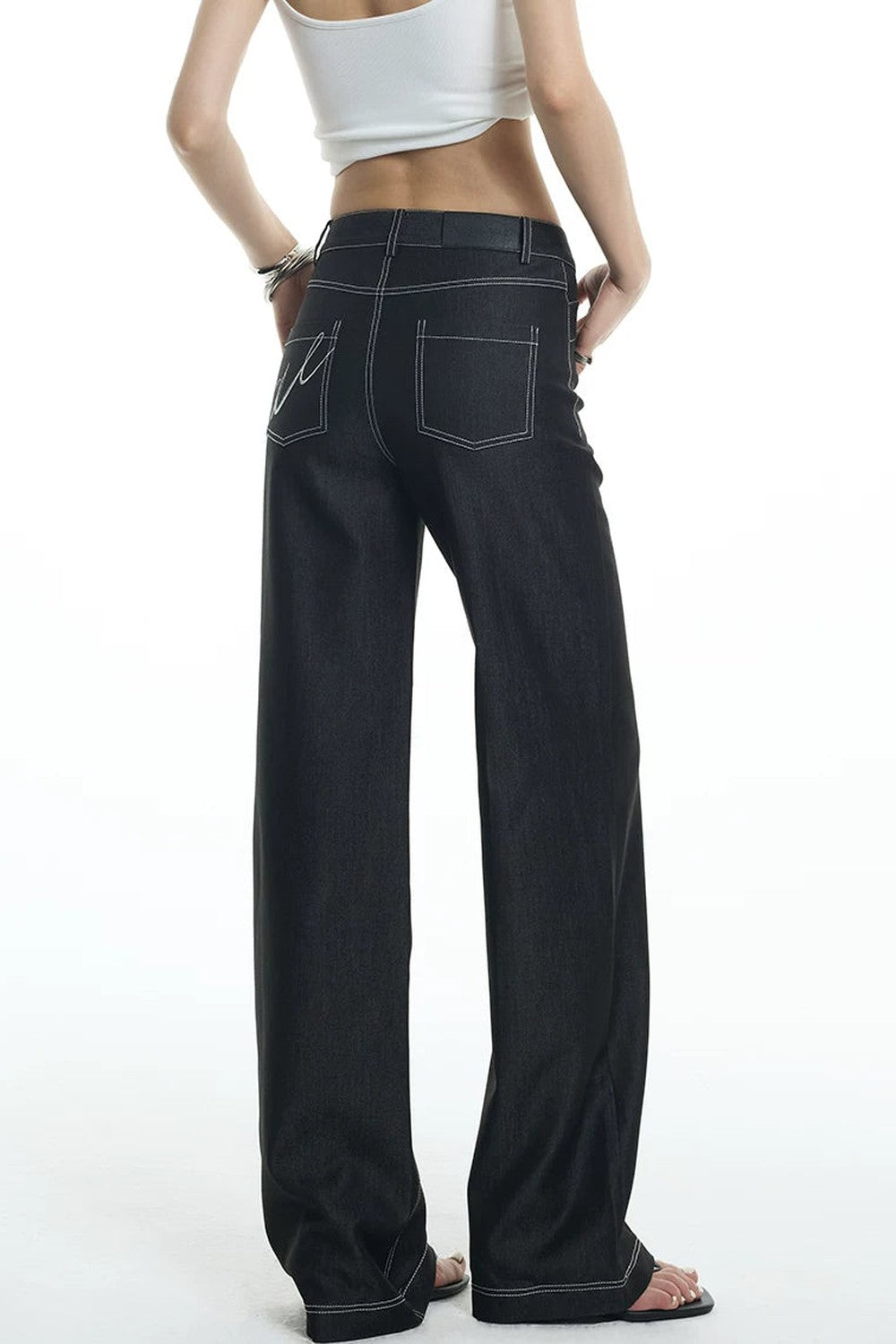 Asymmetrische Jeans aus Tencel-Denim