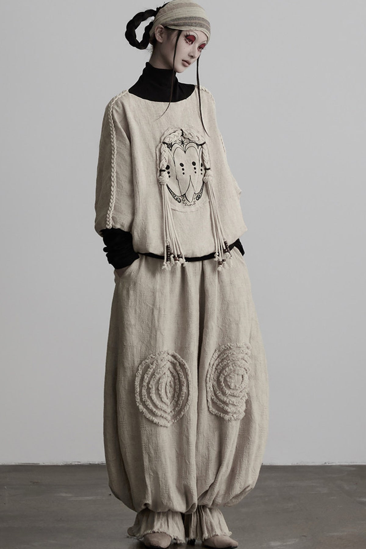 Loose-Fit High-Neck Batwing Sweatshirt