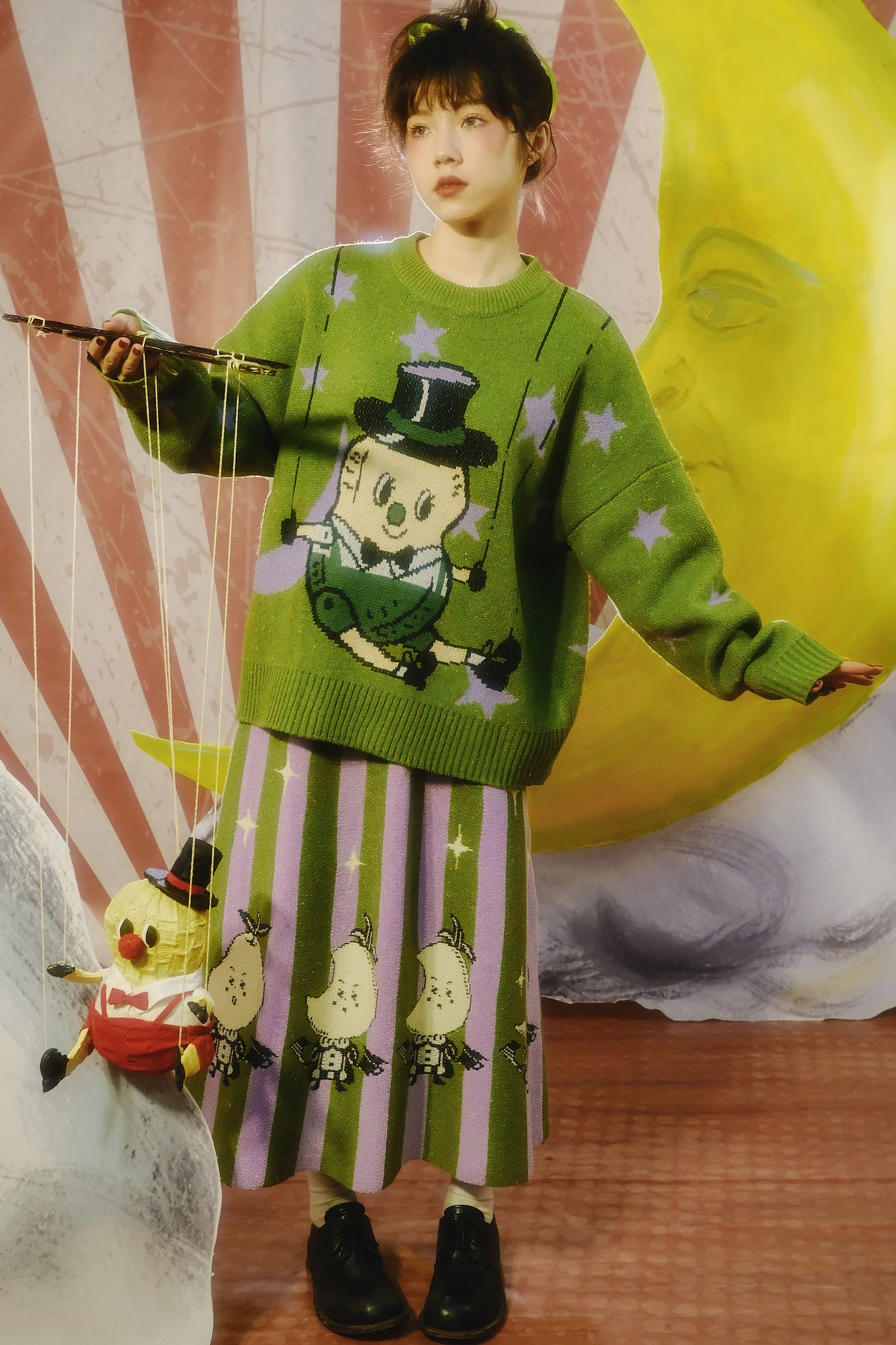 Fantasy Circus Peanut Puppet Star Knit Sweater