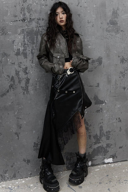 Asymmetrischer Patchworkrock aus Kunstleder