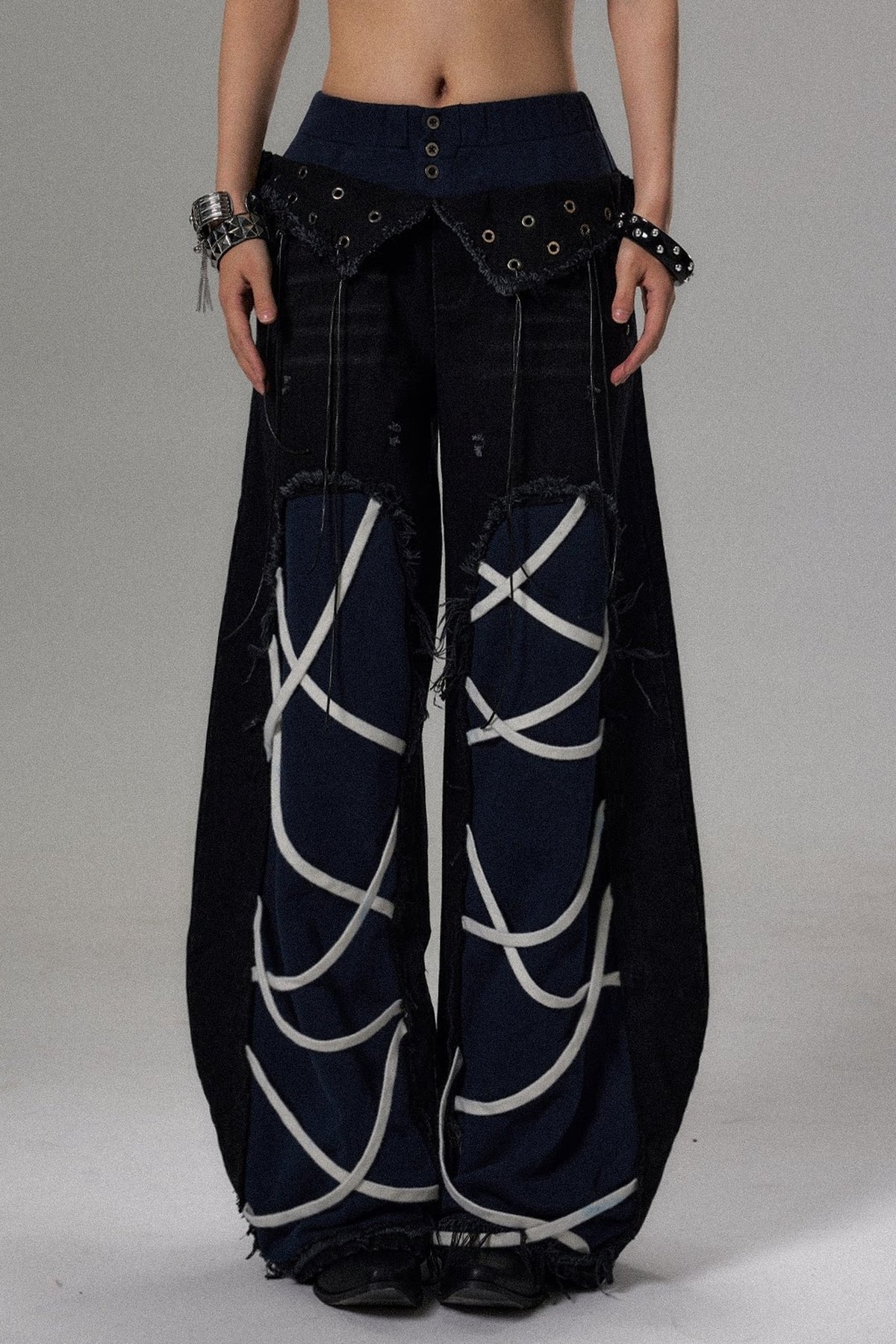 Scimitar Irregular Tie Wide-Leg Denim Sweatpants