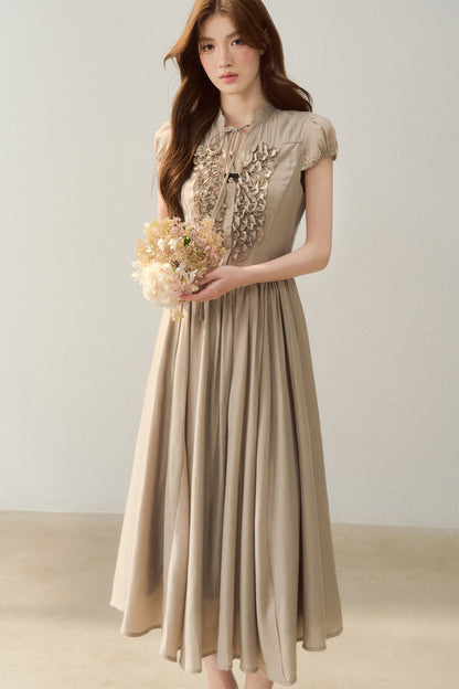 Robe à col en V à motif floral en acétate