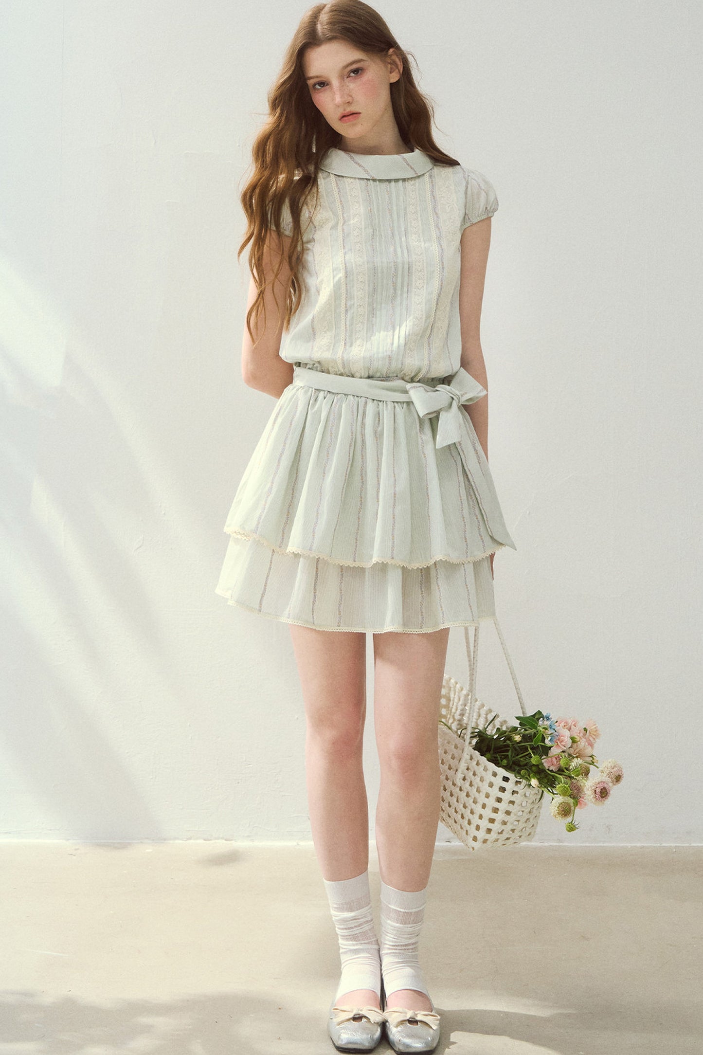 Robe mi-montante en lyocell menthe avec dentelle