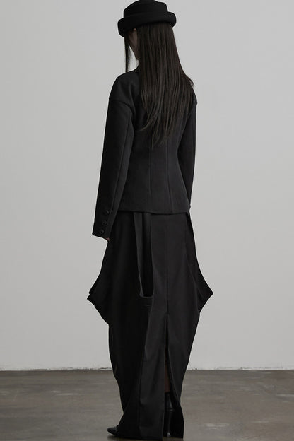Deconstructed Button-Eye Collar Jacket