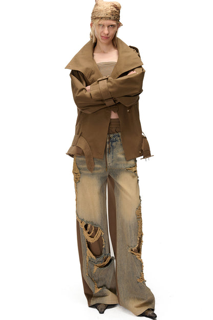 Kurzer Trenchcoat im Patchwork-Stil