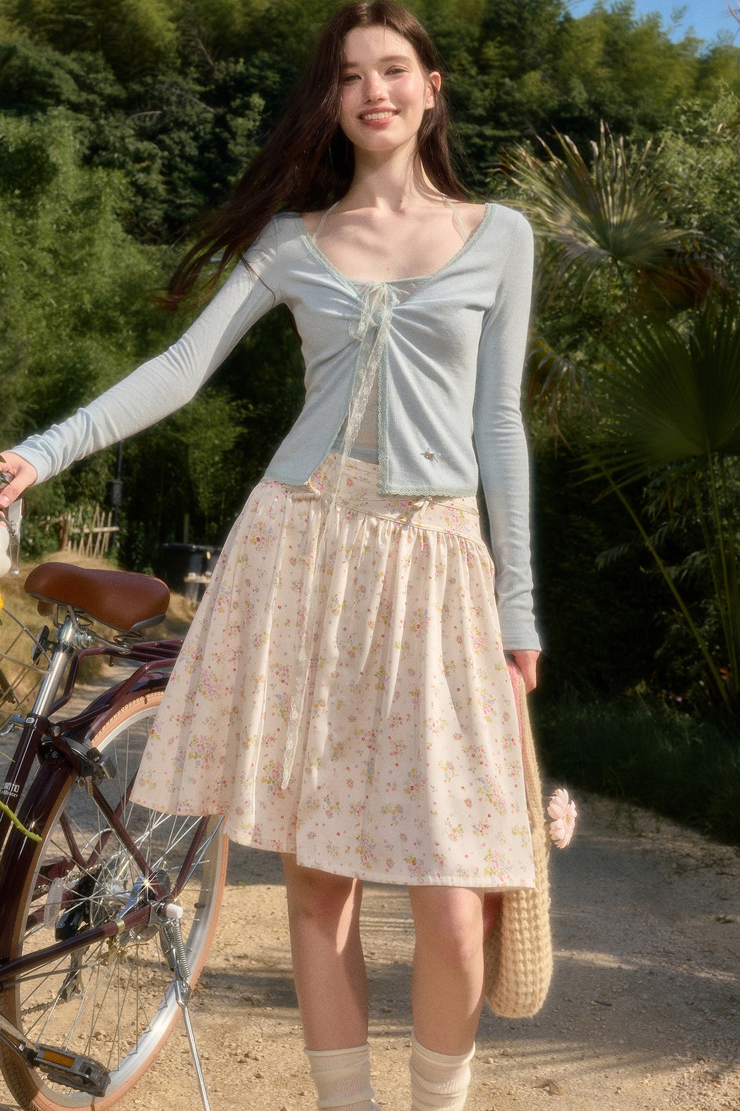 Youthful Skin-Like Cardigan Top