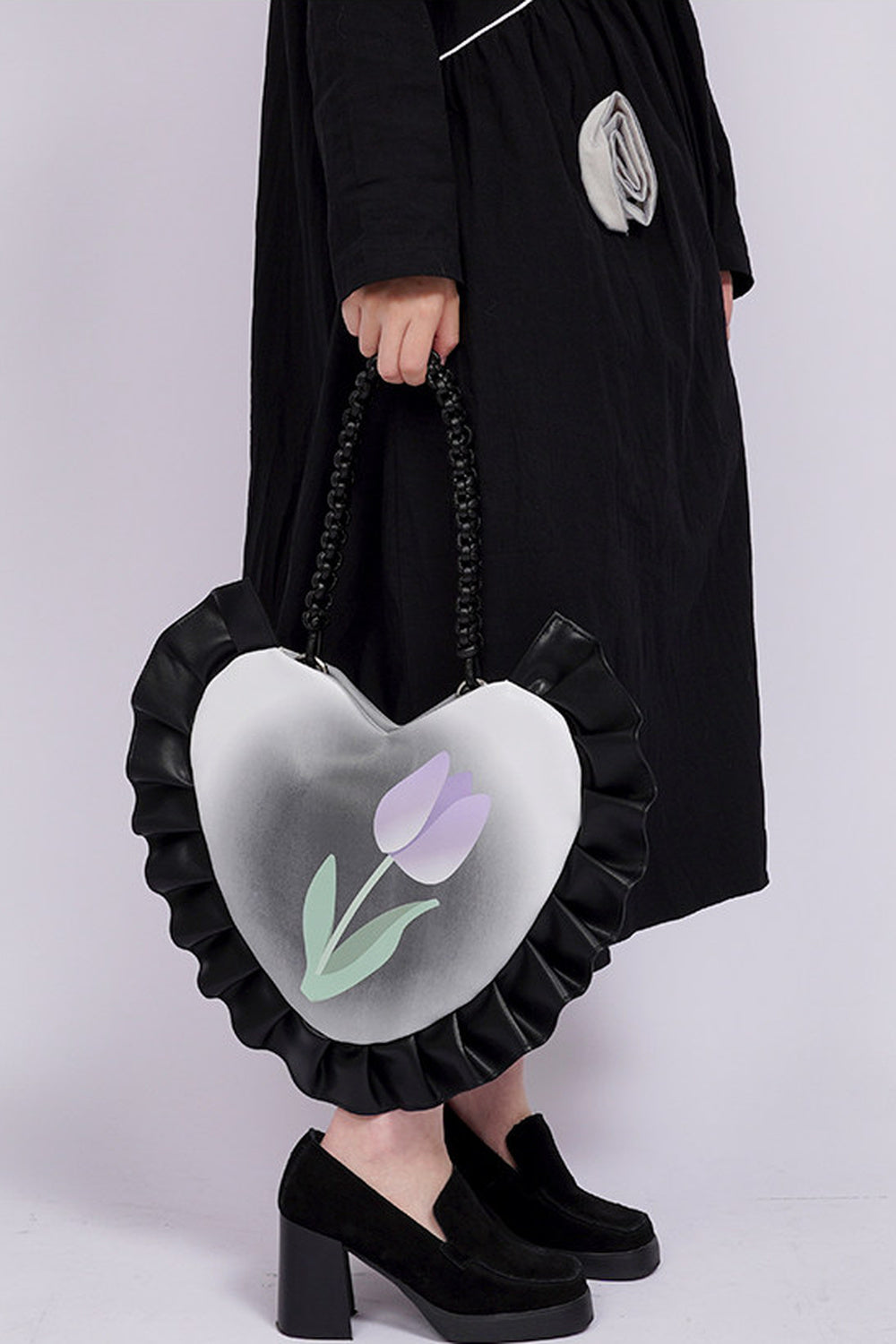 Tulip Heart Woven Crossbody Bag