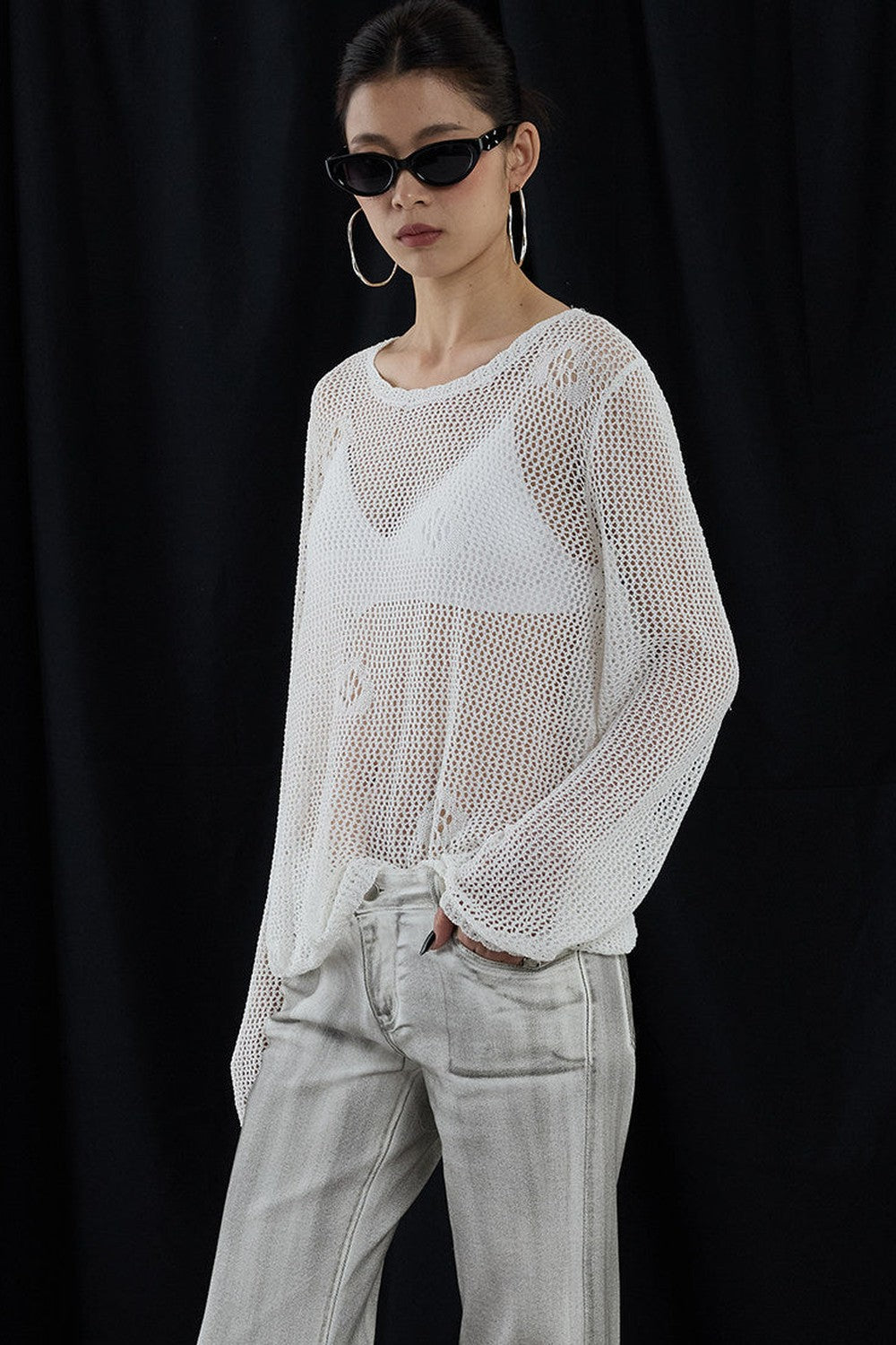Maglia romantica bianco nuvola con spalle scoperte