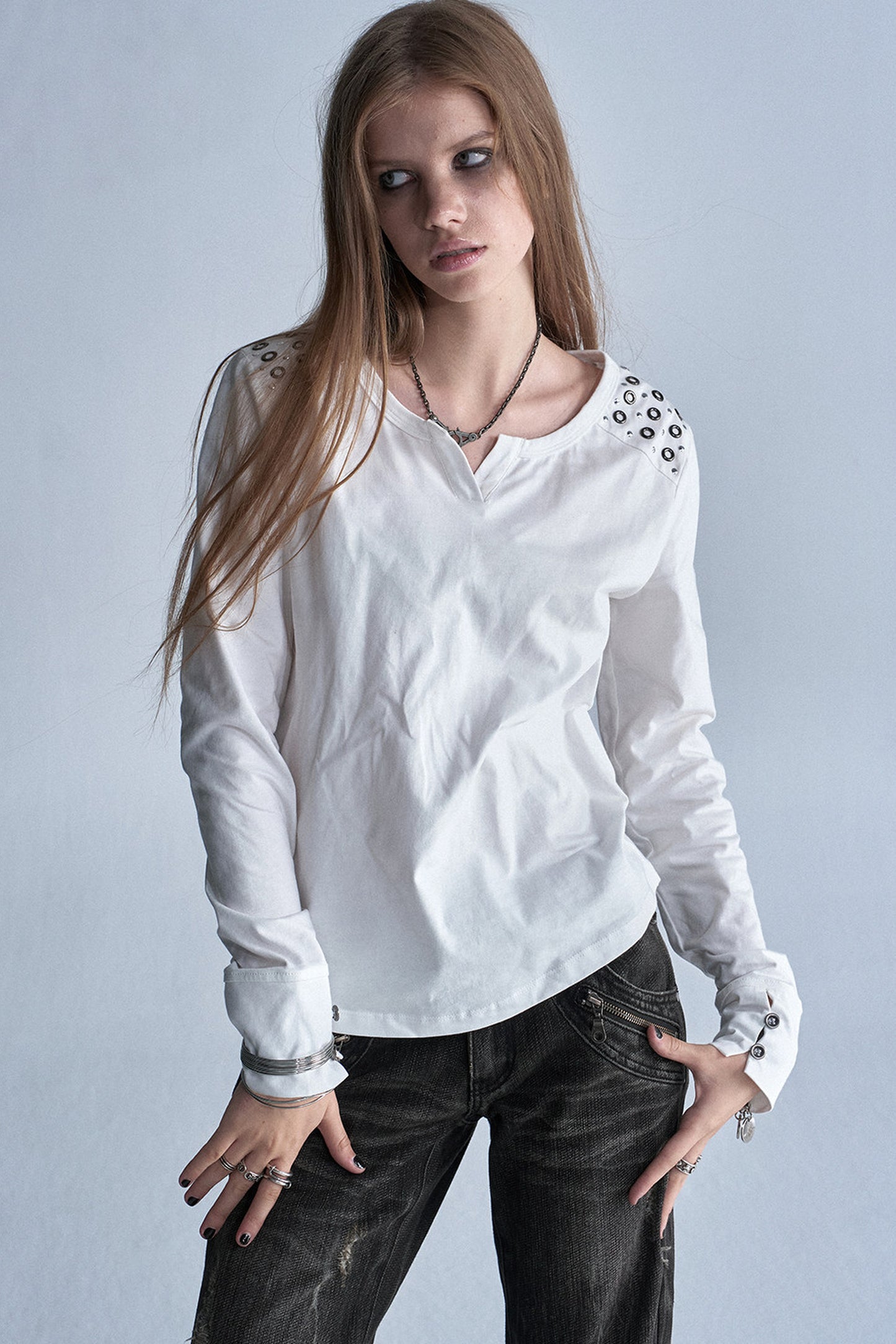White V-Neck Rhinestone Long Sleeve T-Shirt