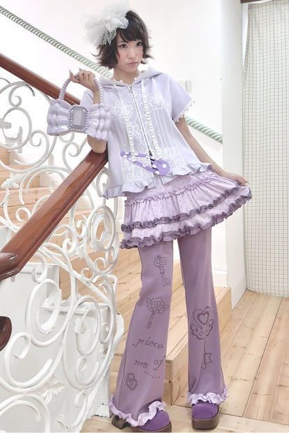 Pantaloni svasati in pizzo stile dreamcore