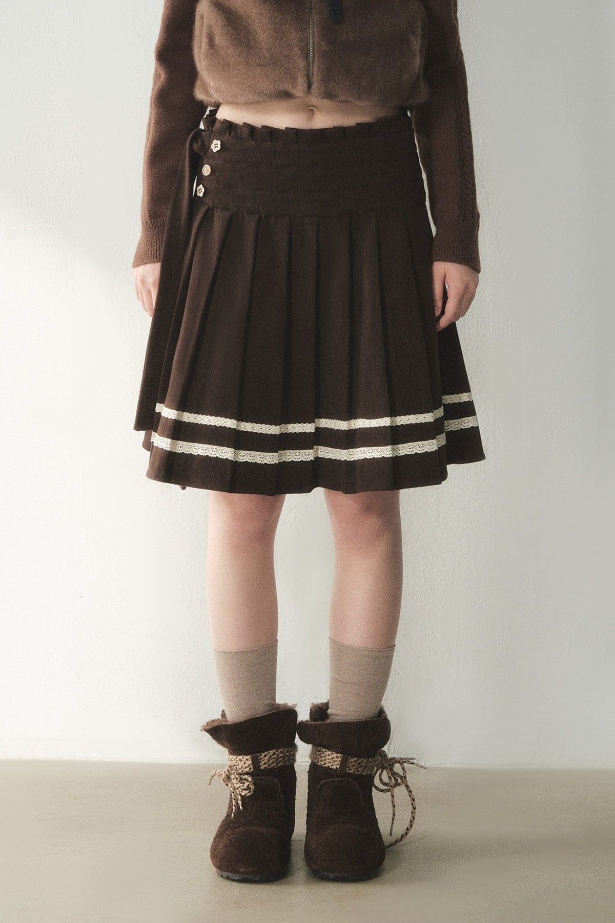 Retro Design Corduroy Pleated Skirt