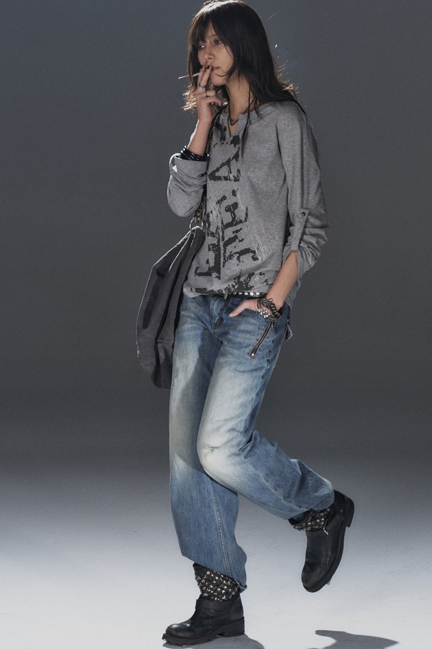 Silver Broken Print V-Neck Long-Sleeved T-Shirt