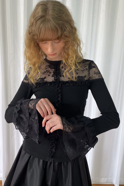 Lace Patchwork Ruffle Sleeve Knit Top