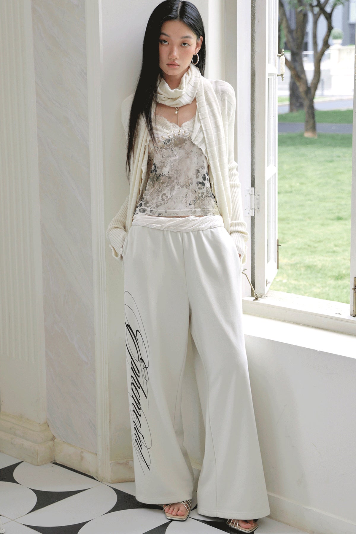 Asymmetrical Fringed Wool Knit Jacket Set-Up