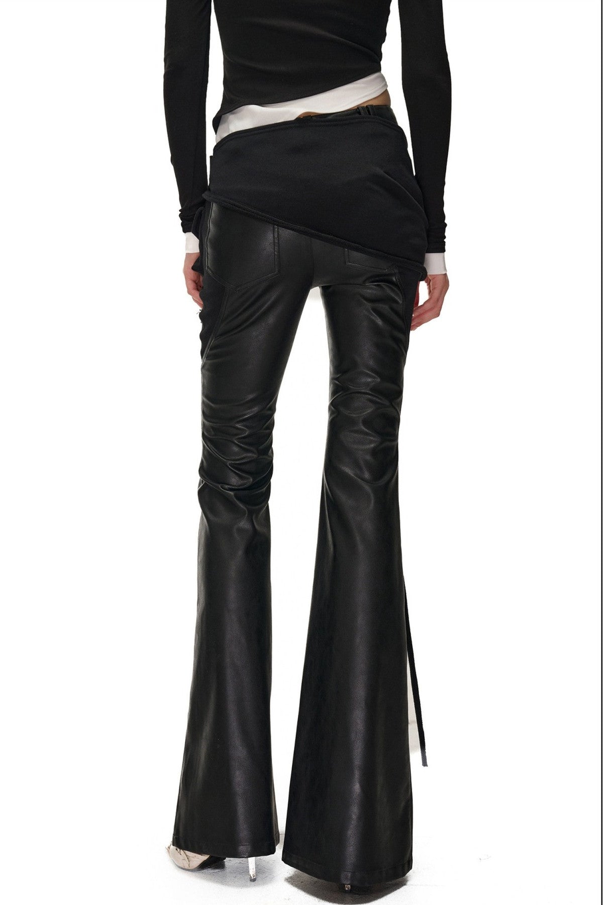 Bootcut-Hose aus PU-Leder mit abnehmbarem Patchwork