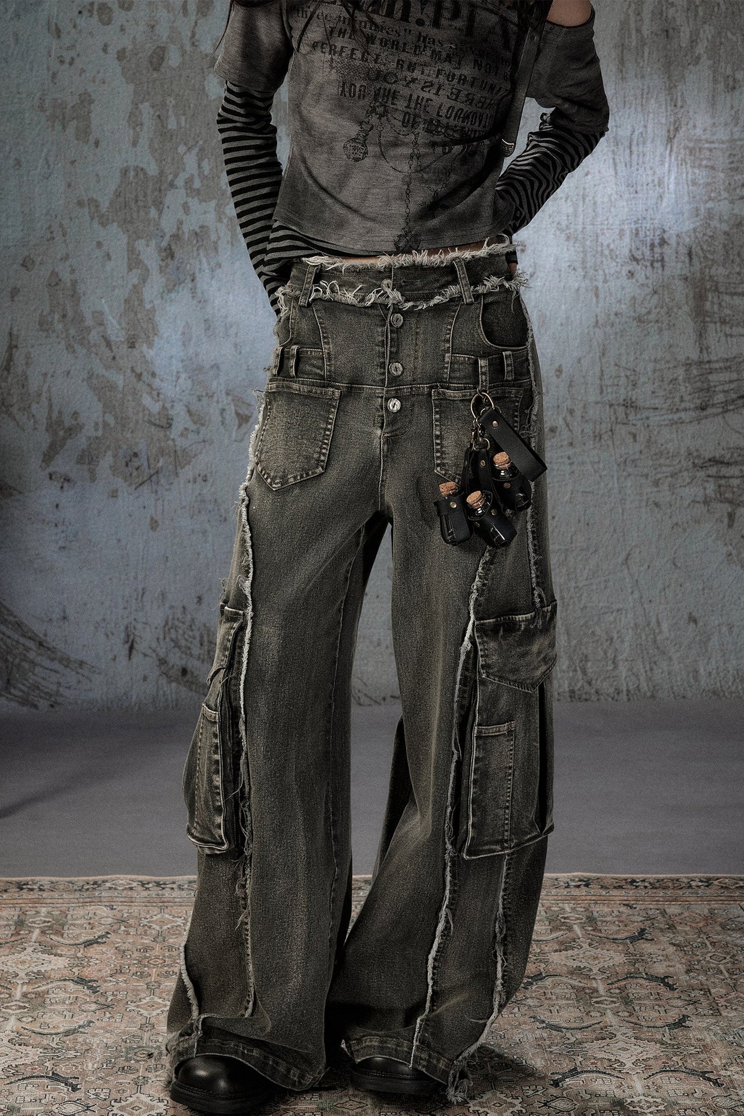 Vintage Washed Wide-Leg Large Patch Pockets Jeans