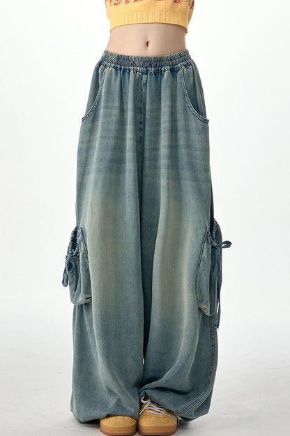 Retro-Jeanshose mit elastischem Bund und weitem Bein