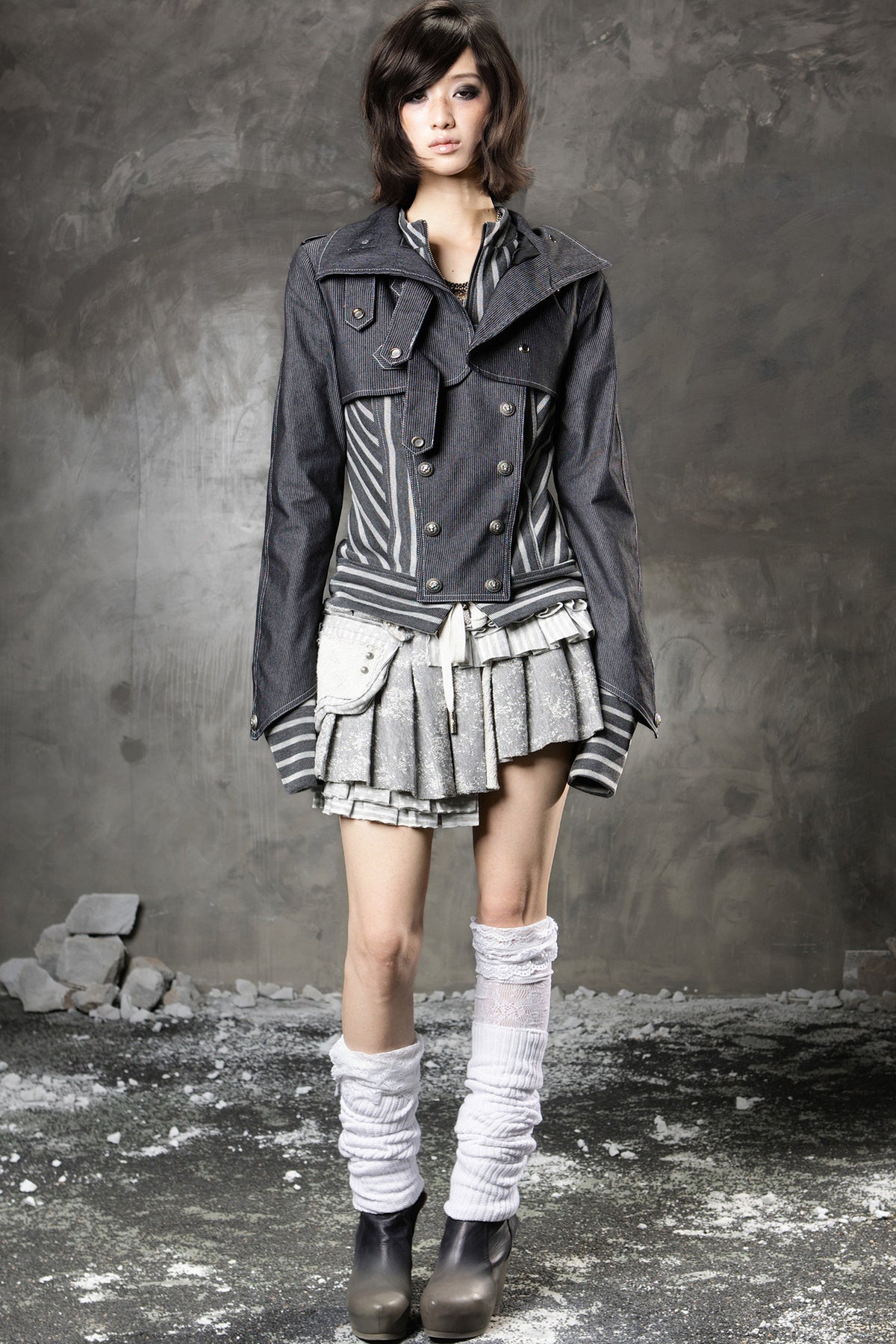 High-Waisted Multi-Layered Pleated Skirt
