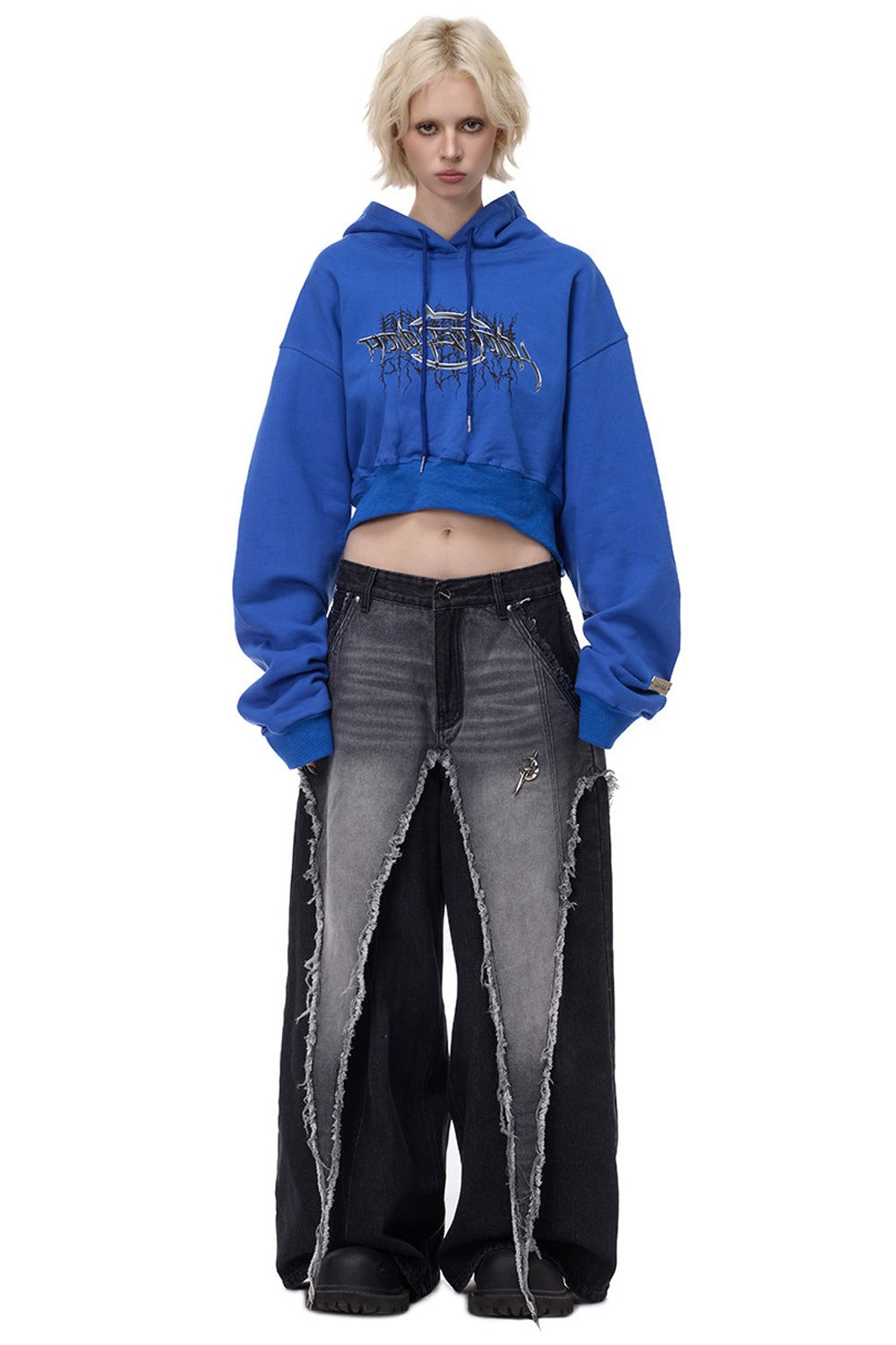 Thorn Print Open Back Cropped Hoodie