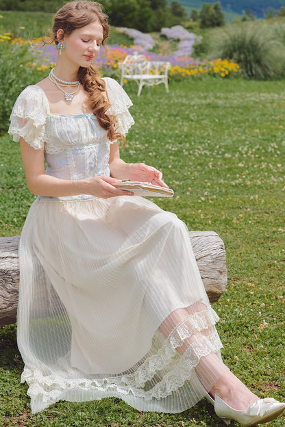 French Retro Lace Trim Top and Skirt Set-Up