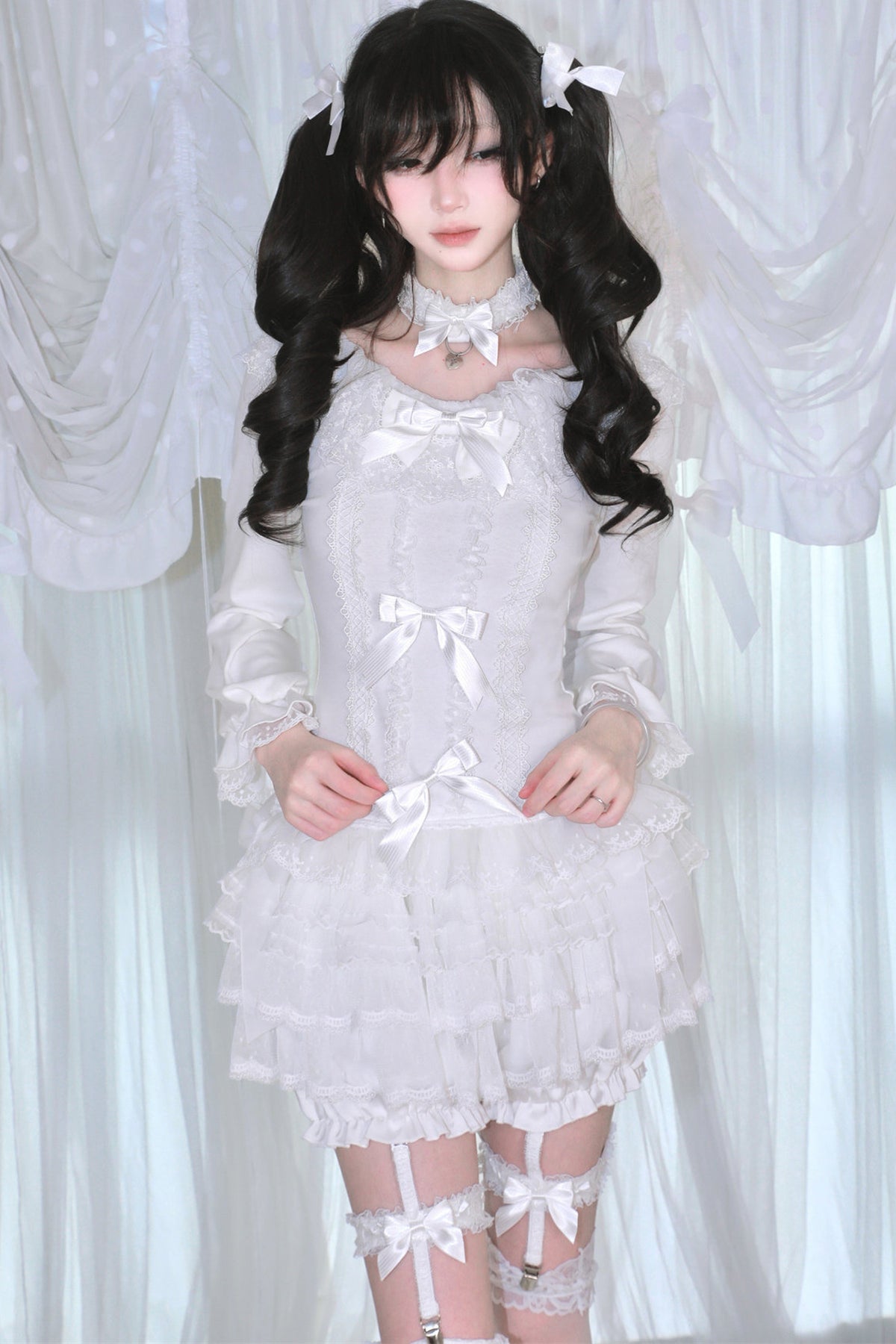 Multi-Layered Lace Bow Long Sleeve T-Shirt