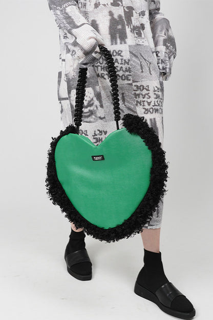 Sac bandoulière sous le bras tissé moelleux en forme de cœur