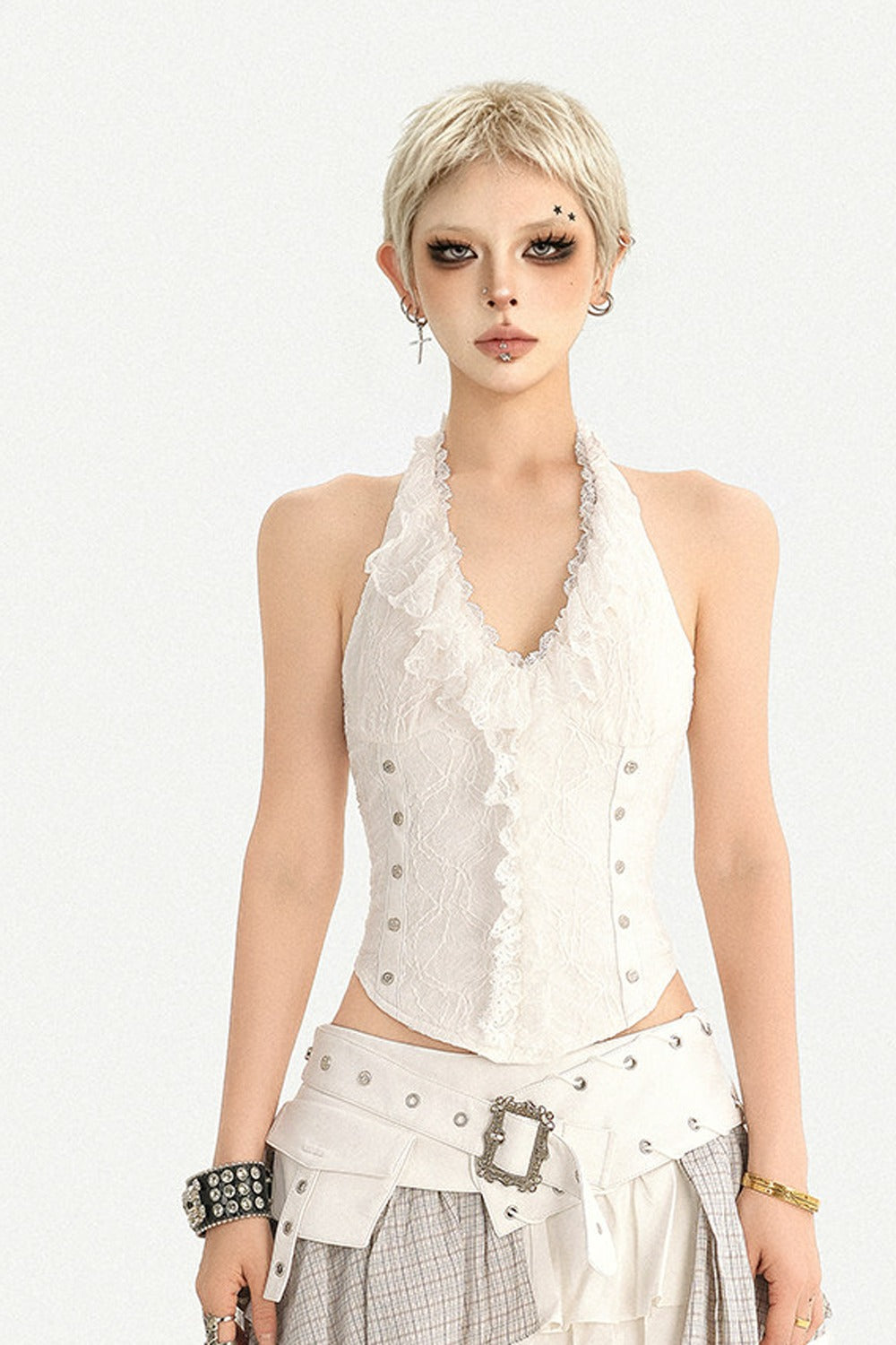 Weißes Neckholder-Spitzentop mit geraffter Taille