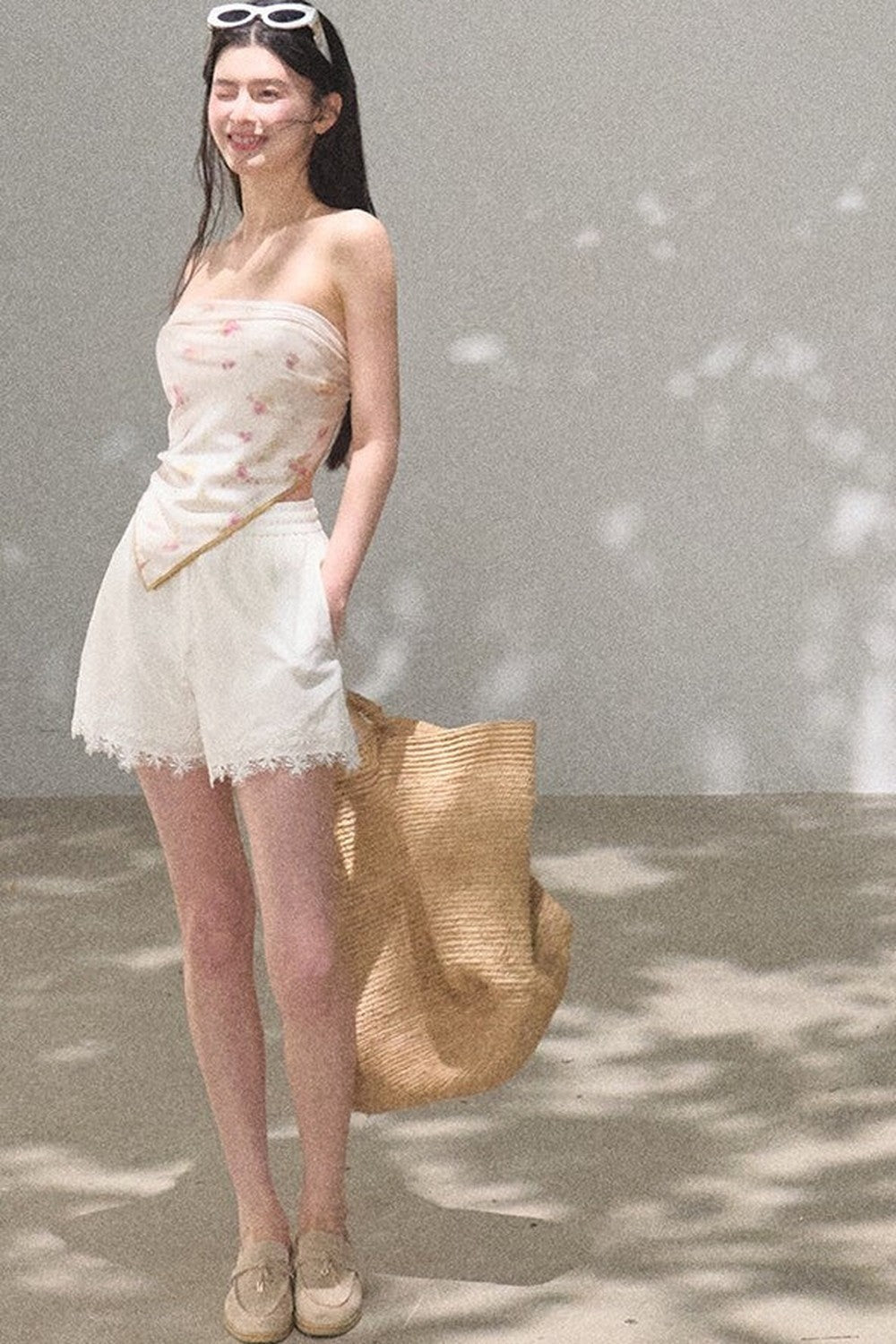 Cropped Wide-Leg Lyocell Lace Pants