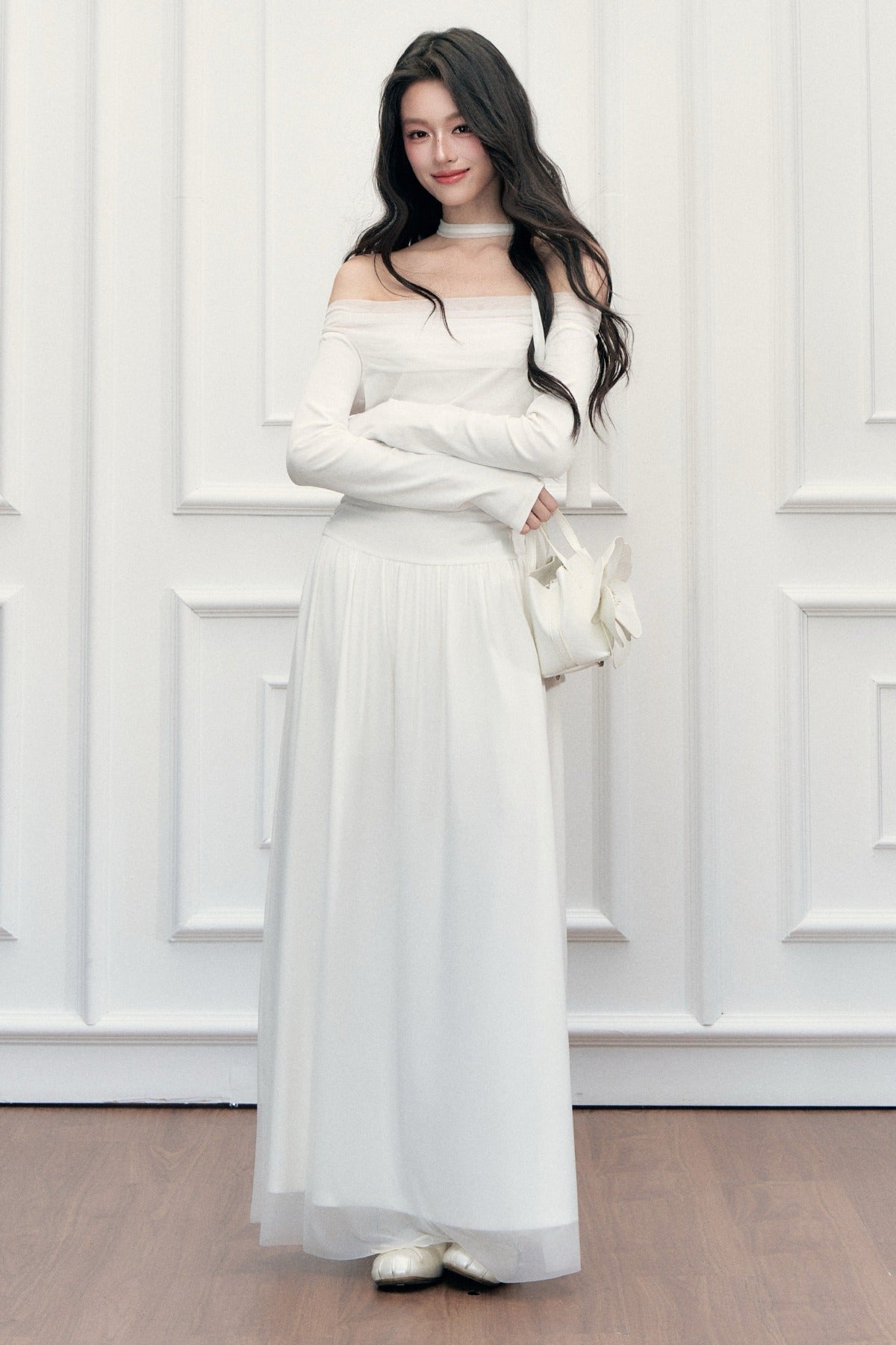Schulterfreies Mesh-Lilienkleid