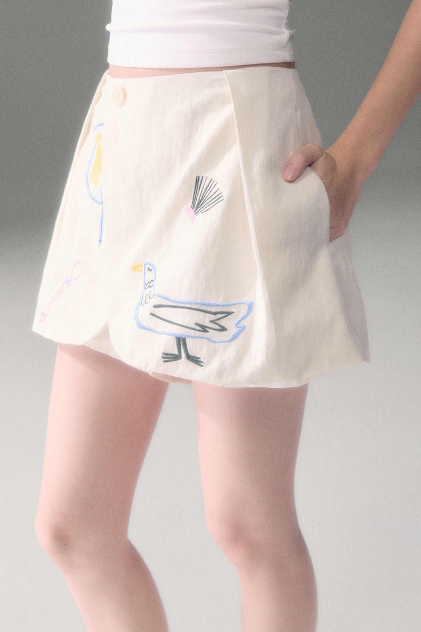 Ear Detail Tencel Cotton Embroidered Vest and Shorts Set-Up