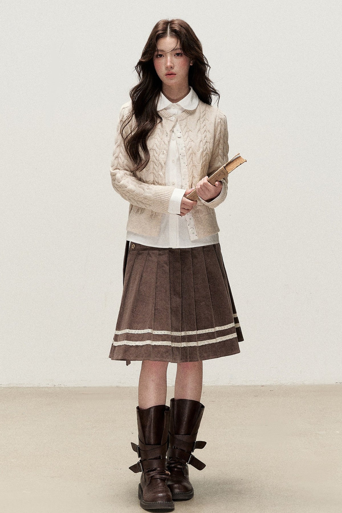 Retro Design Corduroy Pleated Skirt