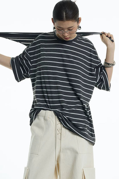 Oversize Gray White Striped Mid-Sleeve Tee