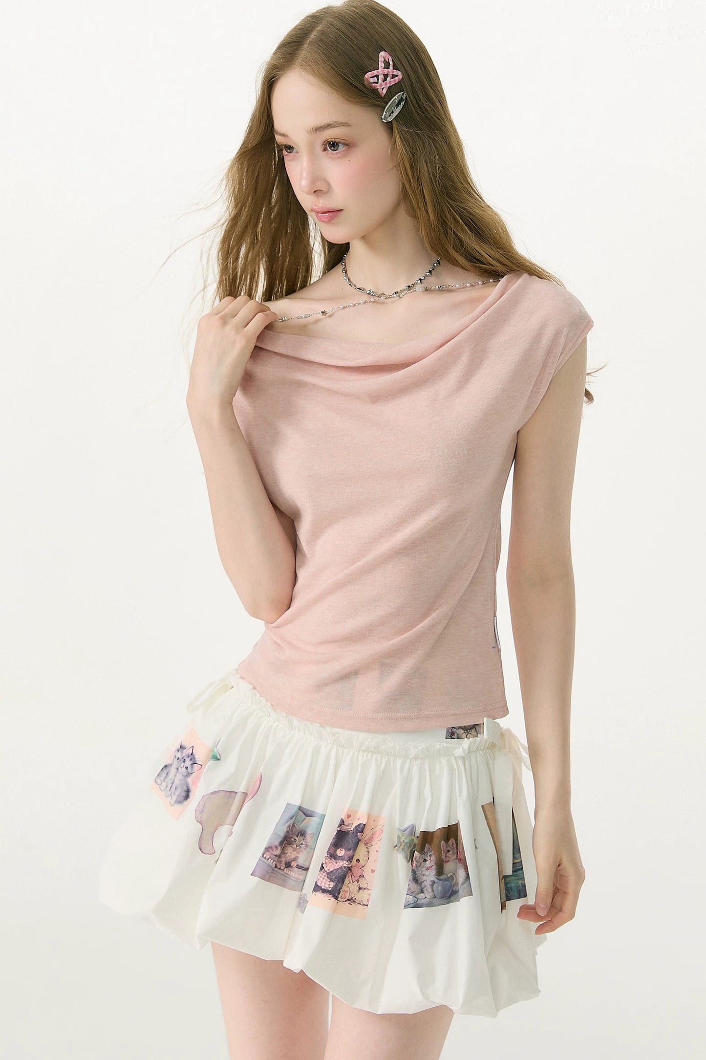 Peach Pink Chain Collar T-Shirt
