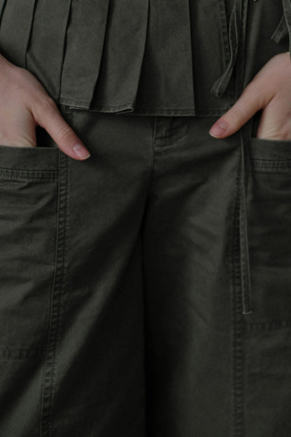 Pantaloni cropped a vita alta con orlo plissettato staccabile