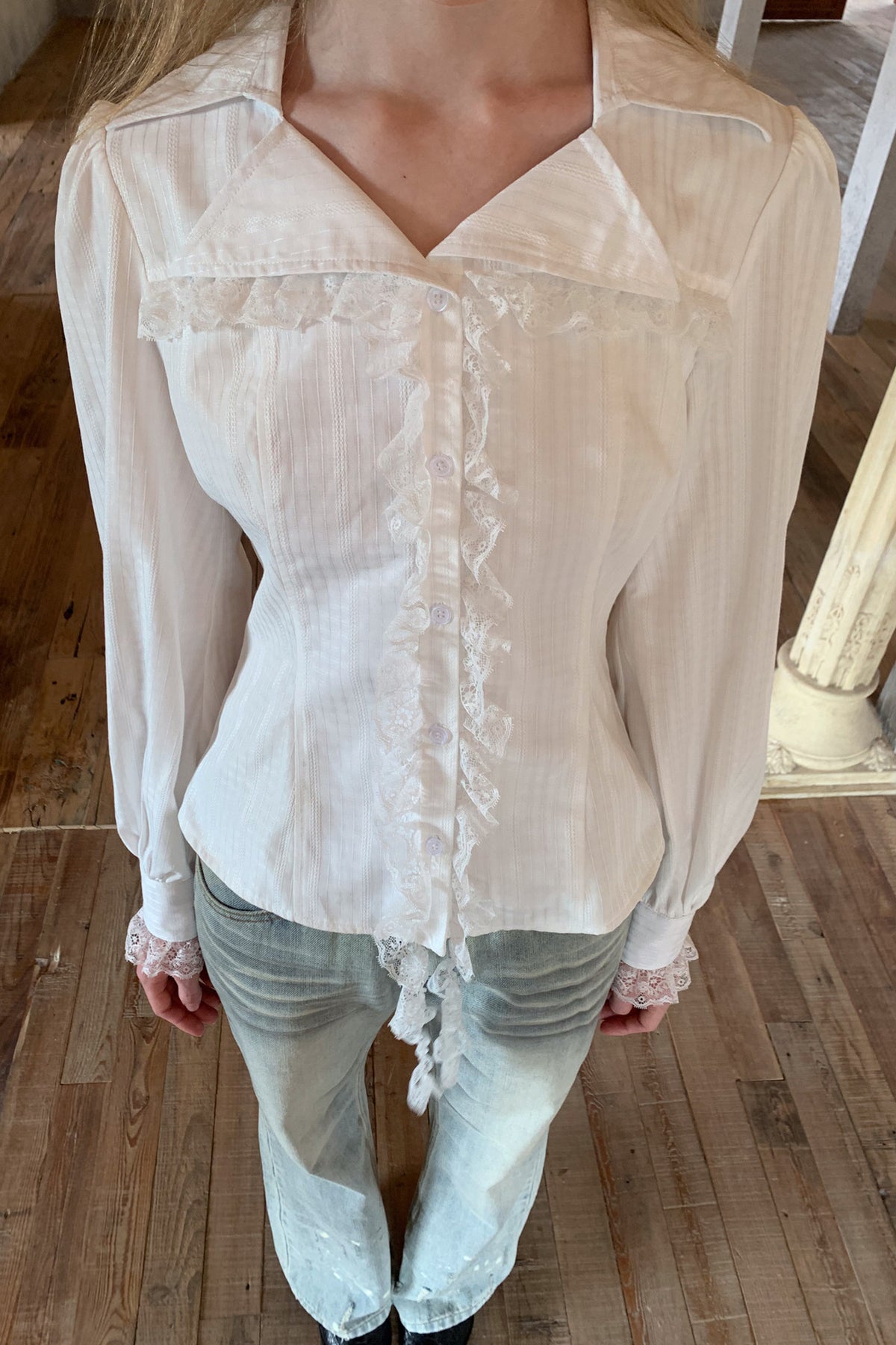 Lace Irregular Hem Long Sleeve Shirt