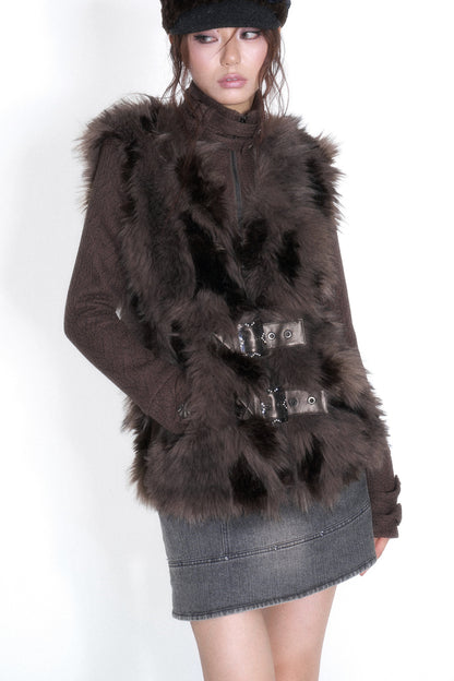 Plüschjacke mit Stehkragen und zwei Schnallen