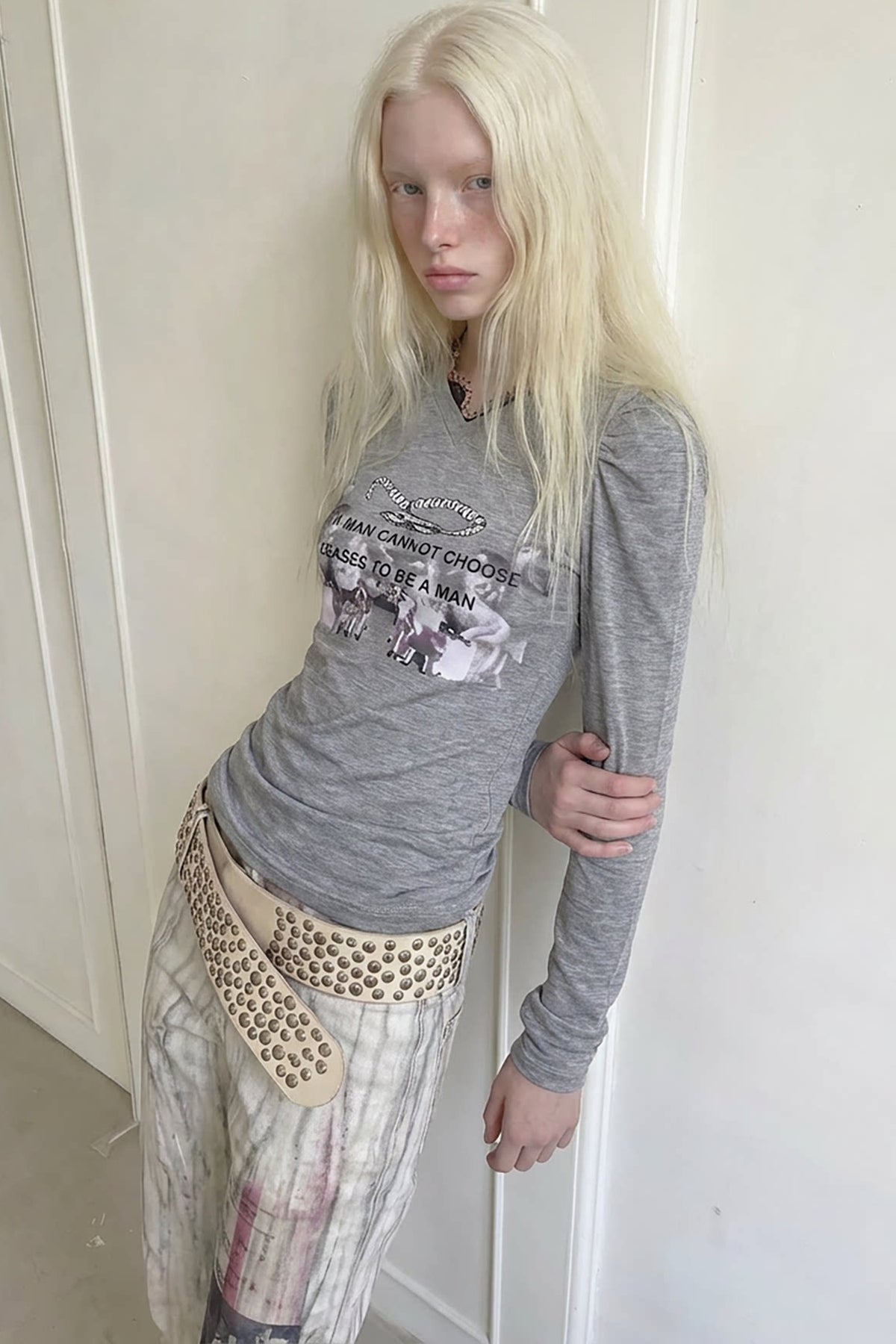 Gray Lace Patchwork Long-Sleeved T-shirt