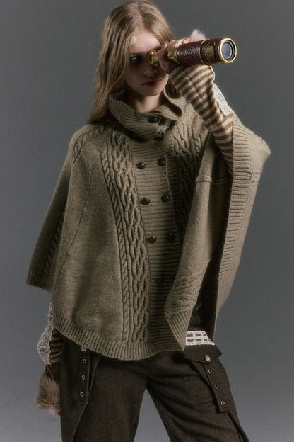 Detachable Fur Collar Cable Knit Cape