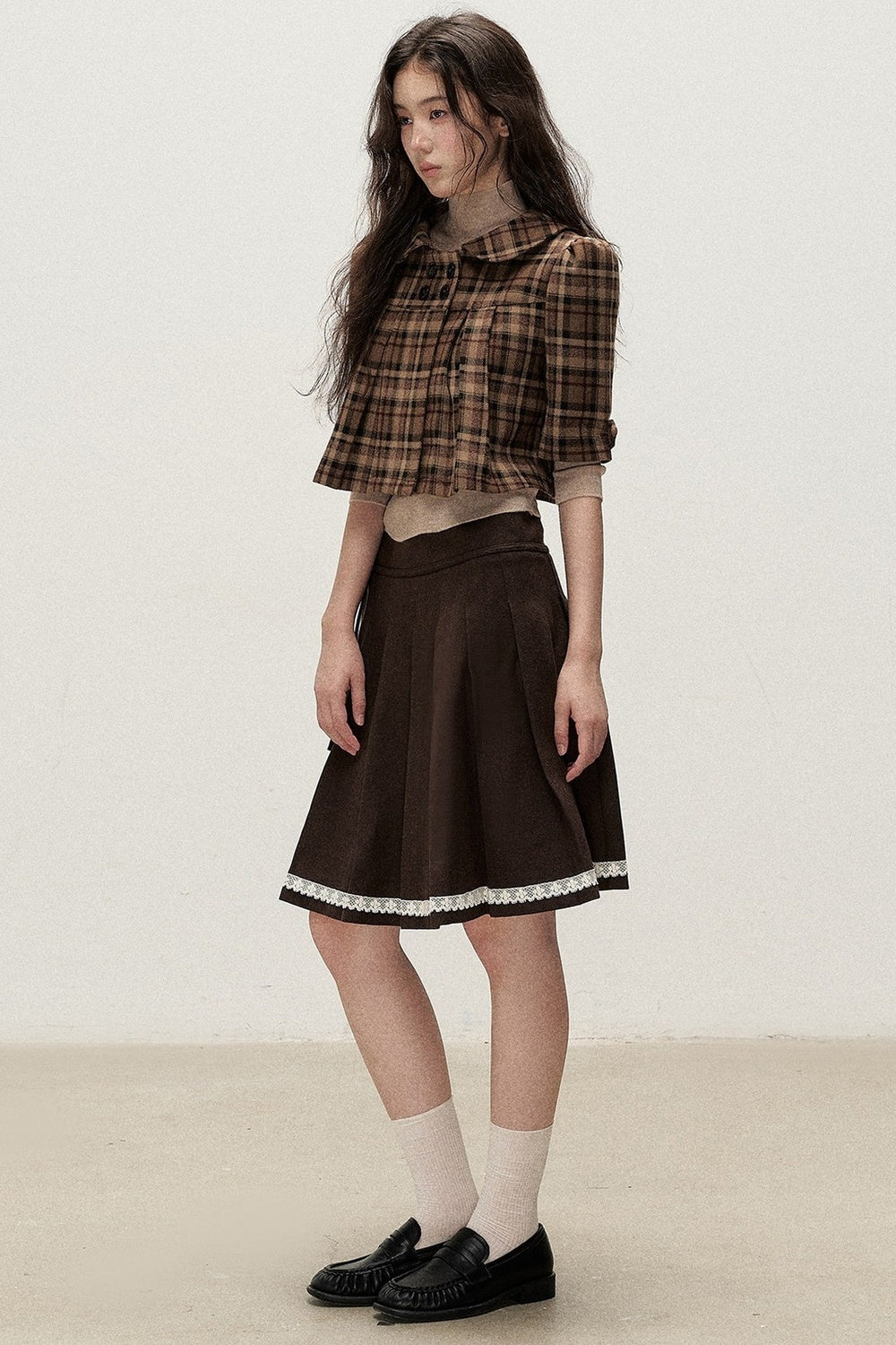 Retro Woolen Pleated Short Jacket