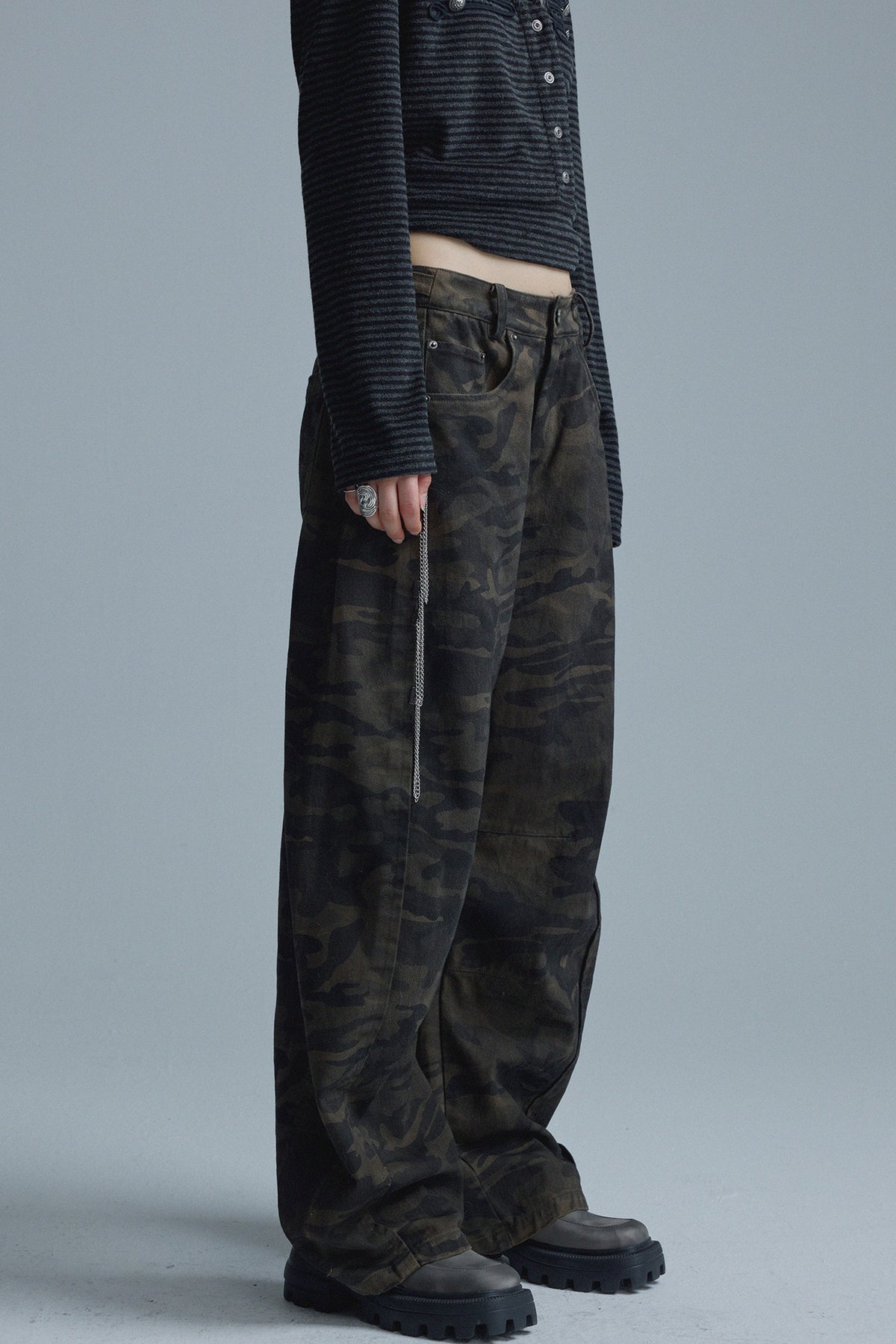 Chain Scimitar Camo Wide-Leg Pants