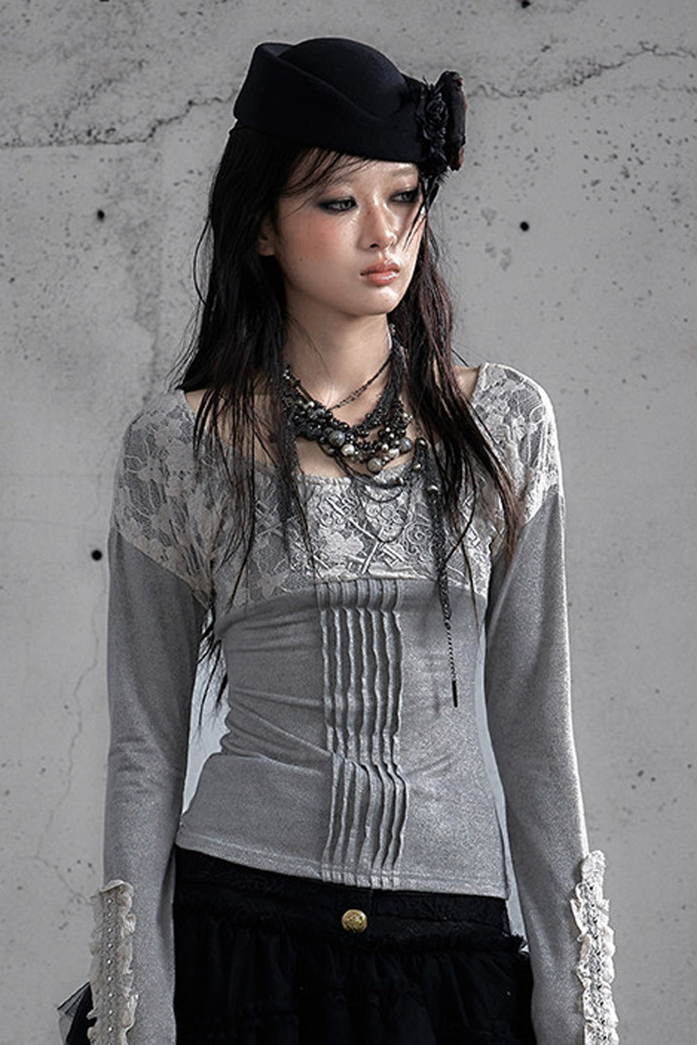 蕾絲拼接刺繡Long sleeve針織上衣