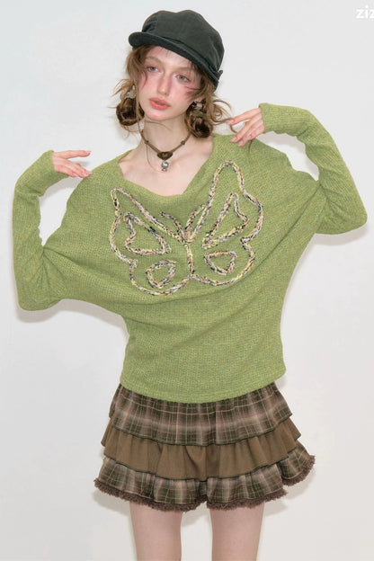 Stricktop mit Schmetterlingsstickerei
