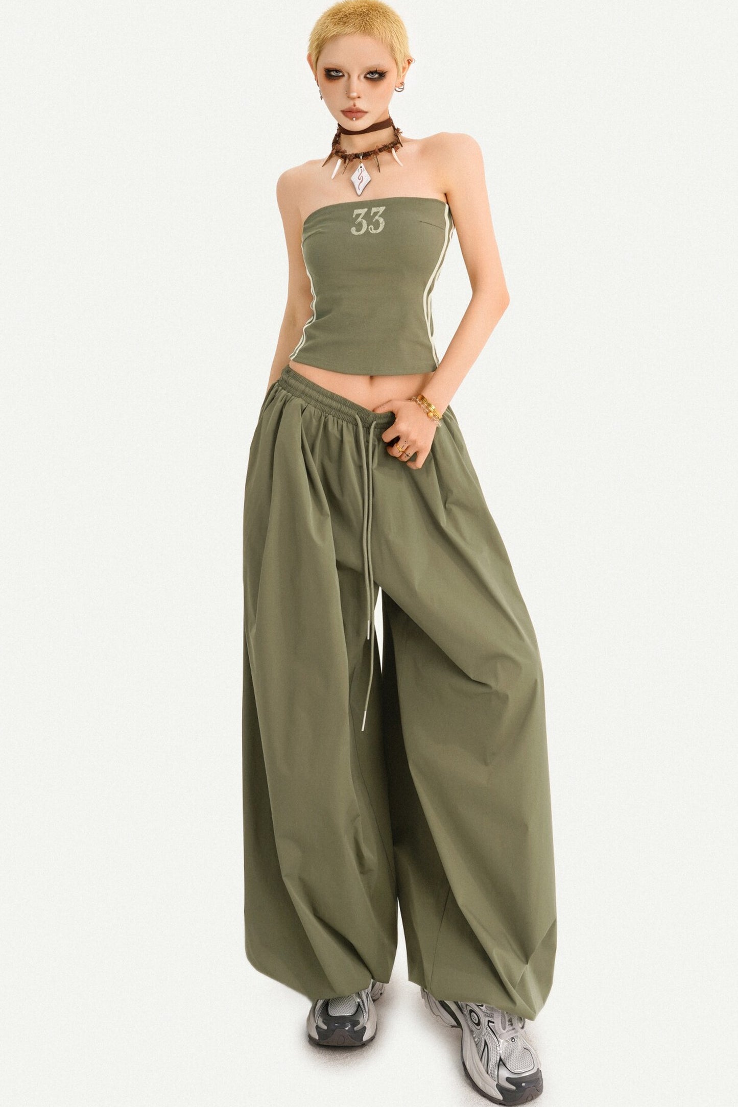 Pantaloni harem verde militare