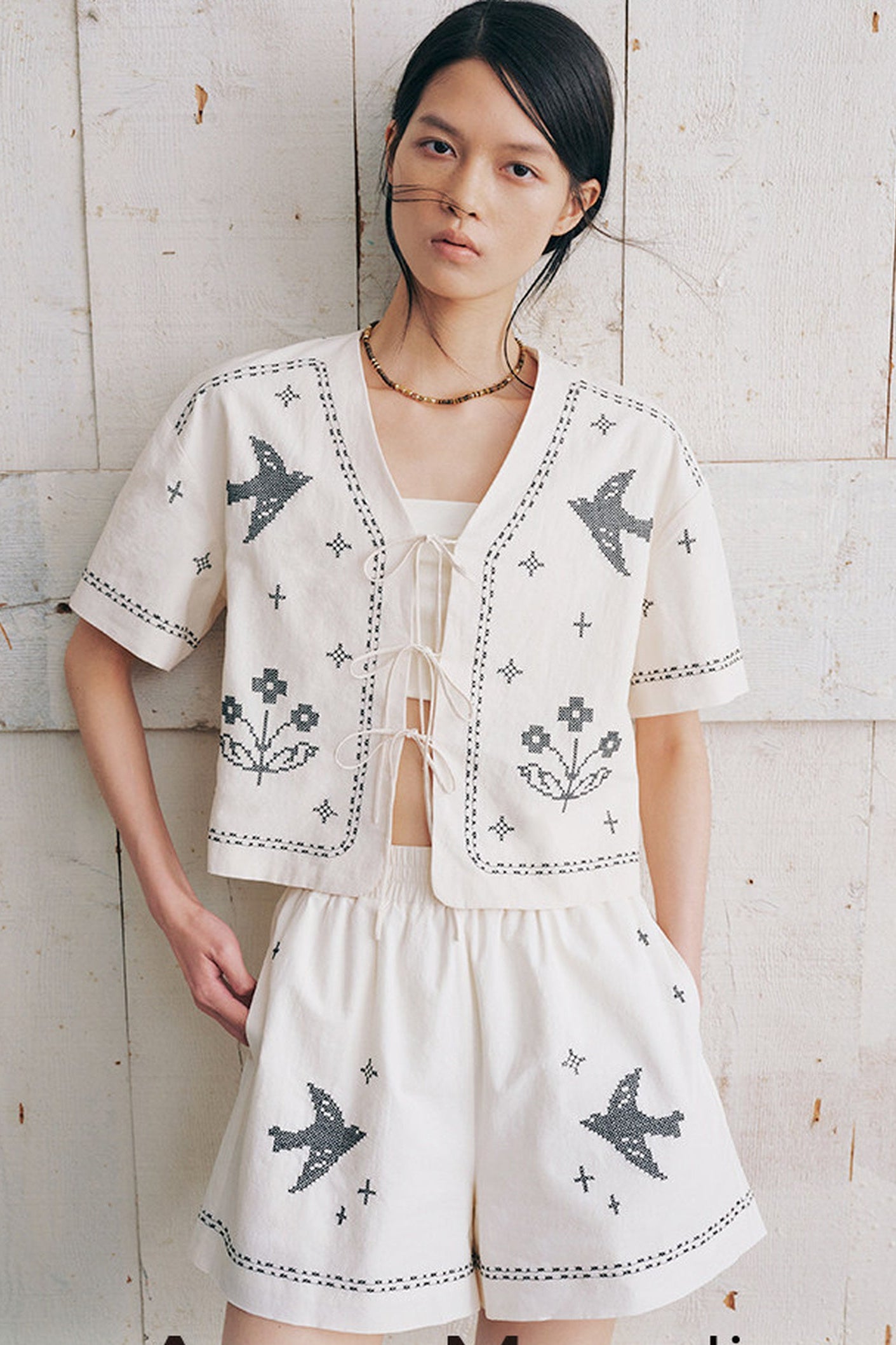 Bird Embroidered Cotton Linen Cardigan And Shorts Set-Up