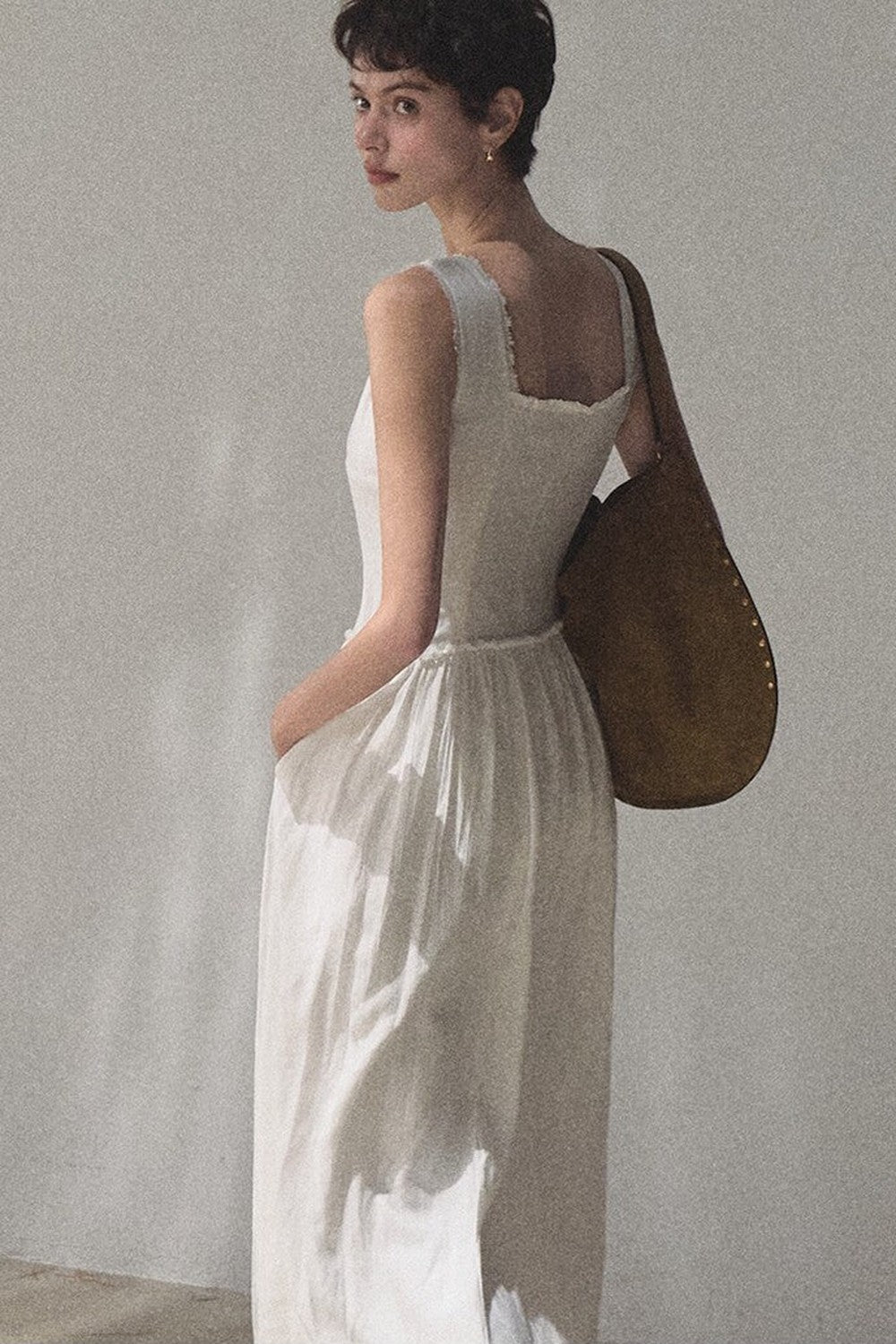 Robe débardeur à encolure carrée et volants