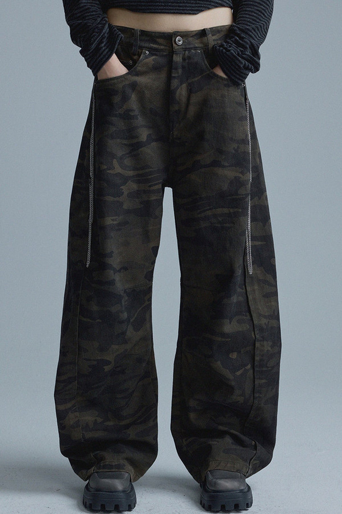 Chain Scimitar Camo Wide-Leg Pants